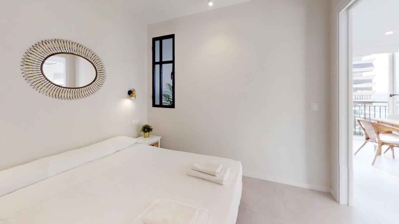 Paradise Windows Apartment Alicante Bagian luar foto